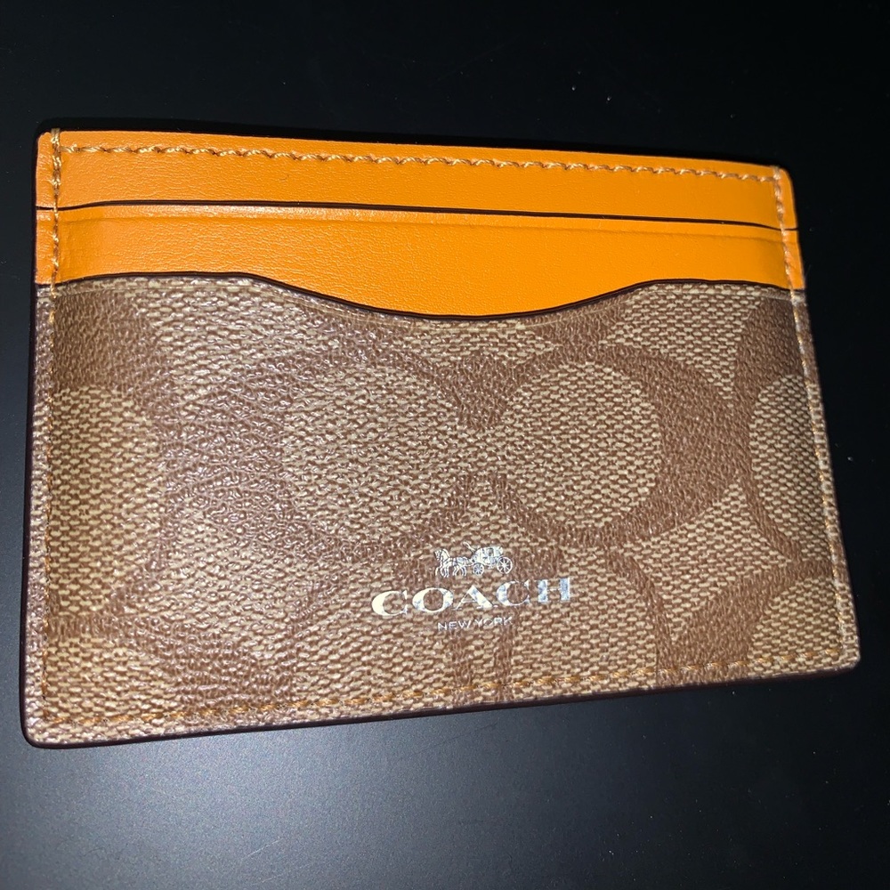 Coach ID Wallet
